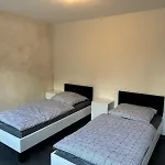 Modern & Zentral In Lev, Schnell In Koeln Ddorf, Schnelles Wifi, Netflix Leverkusen