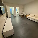 Modern & Zentral In Lev, Schnell In Koeln Ddorf, Schnelles Wifi, Netflix Lejlighed