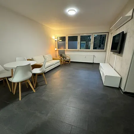 Modern & Zentral In Lev, Schnell In Koeln Ddorf, Schnelles Wifi, Netflix * Leverkusen