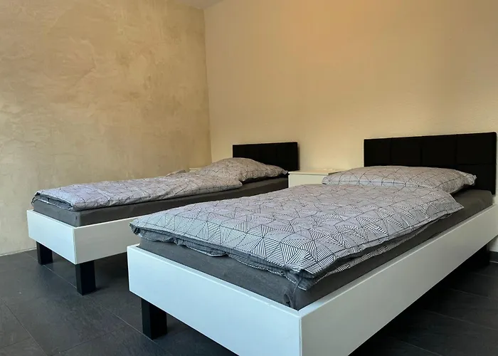 Modern & Zentral In Lev, Schnell In Koeln Ddorf, Schnelles Wifi, Netflix *