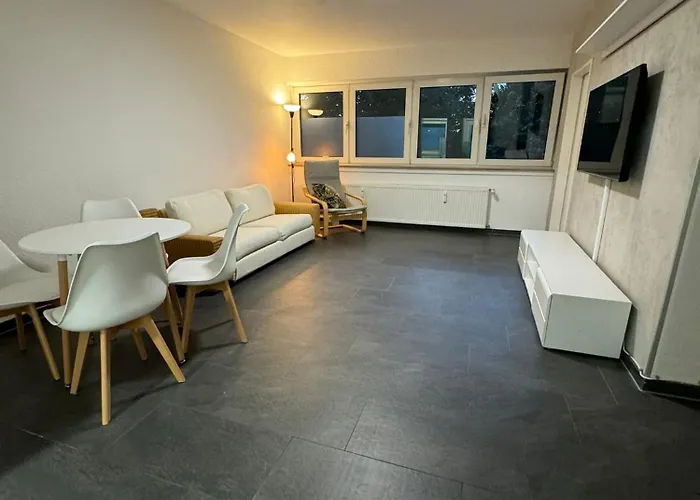 Modern & Zentral In Lev, Schnell In Koeln Ddorf, Schnelles Wifi, Netflix * Leverkusen